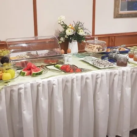 Готель Odeon 3*