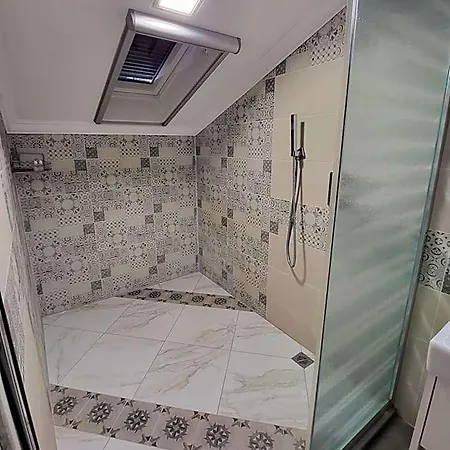 Odeon Хотел 3*